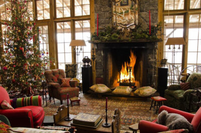 New England Rustic Chic: Celebrating Christmas in Style